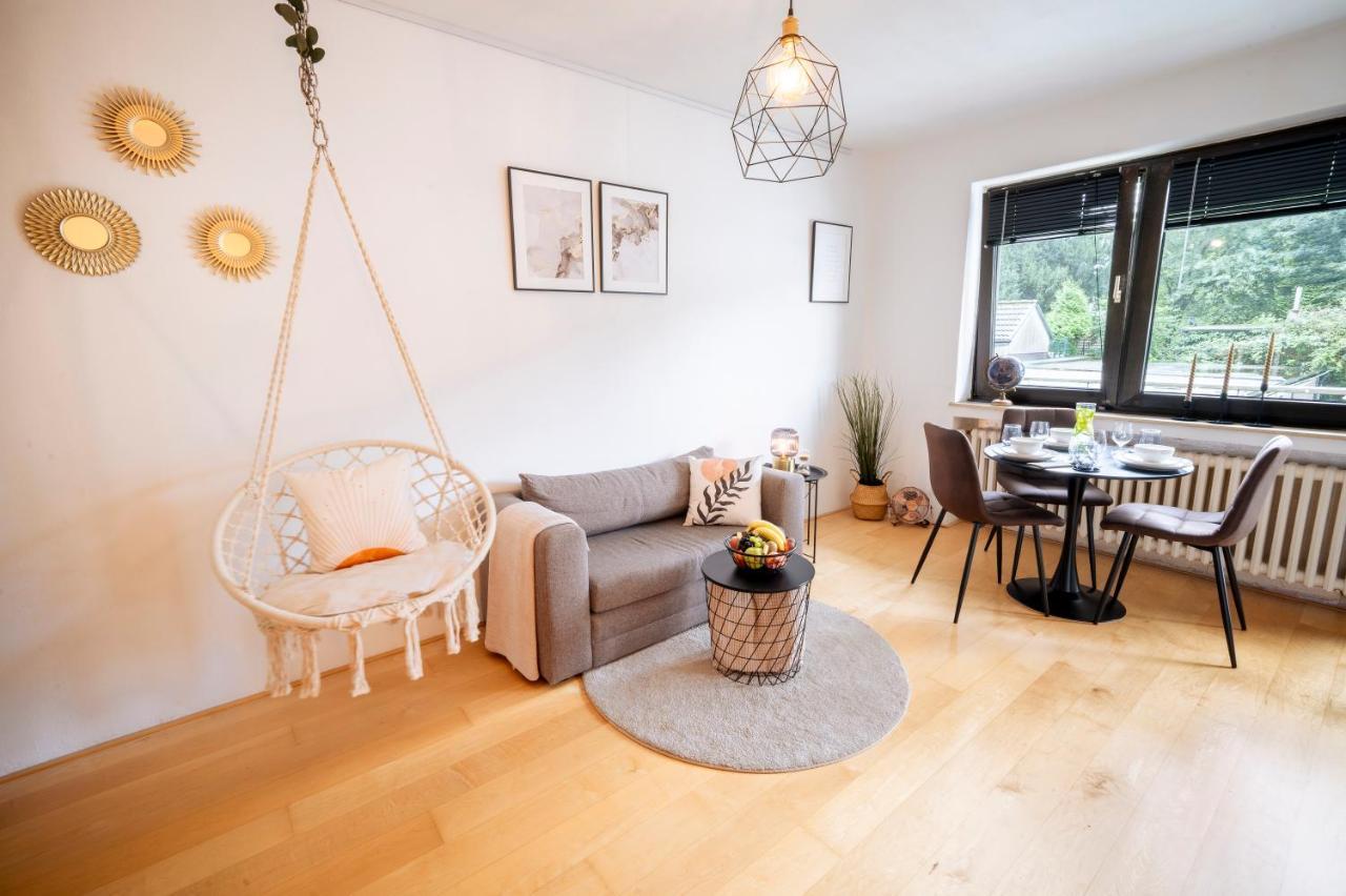 Zentrale & Gemuetliche Wohnung Mit Sonnenbalkon Есен Екстериор снимка